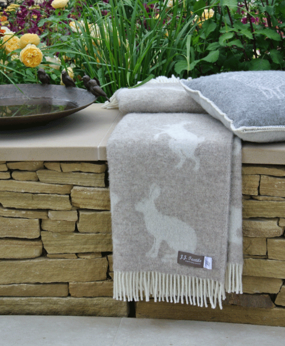 Hares Soft Brown Pure Wool Throw