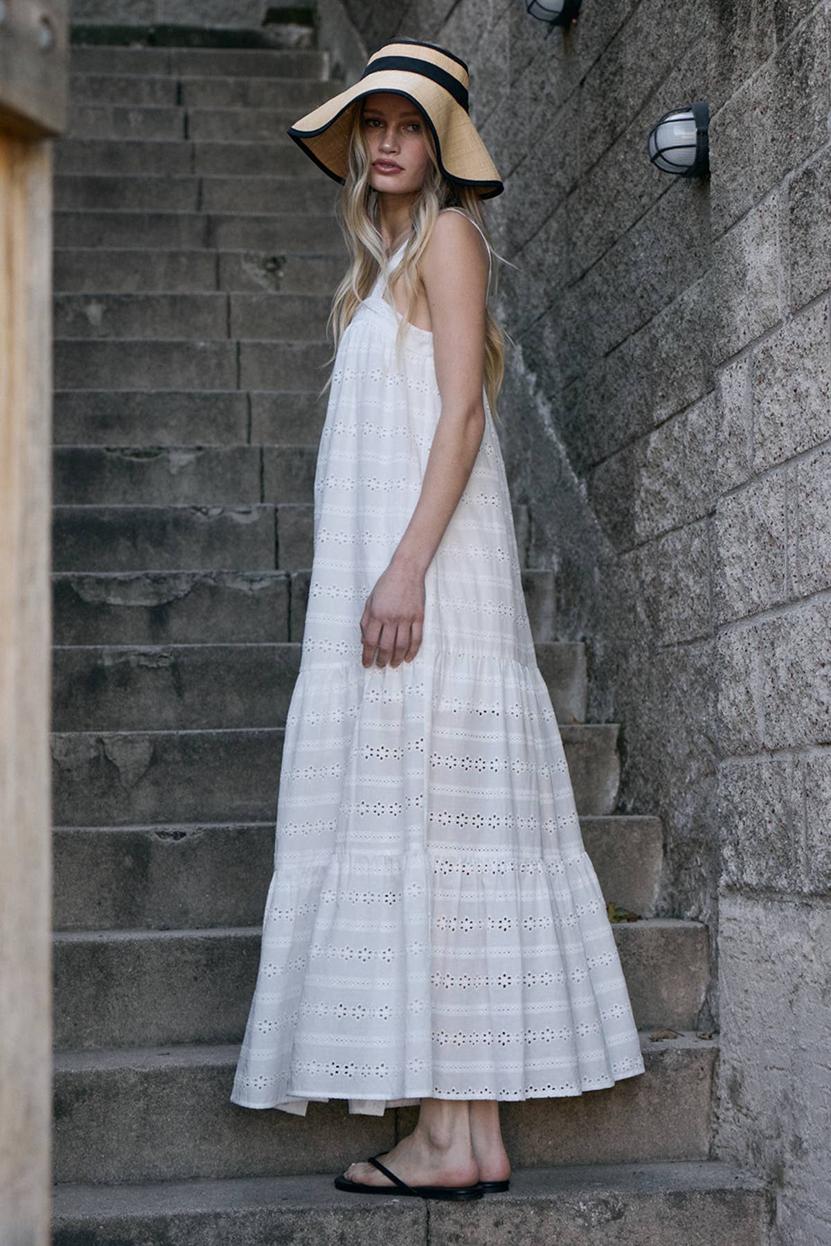 Tiered Eyelet Maxi Dress Large