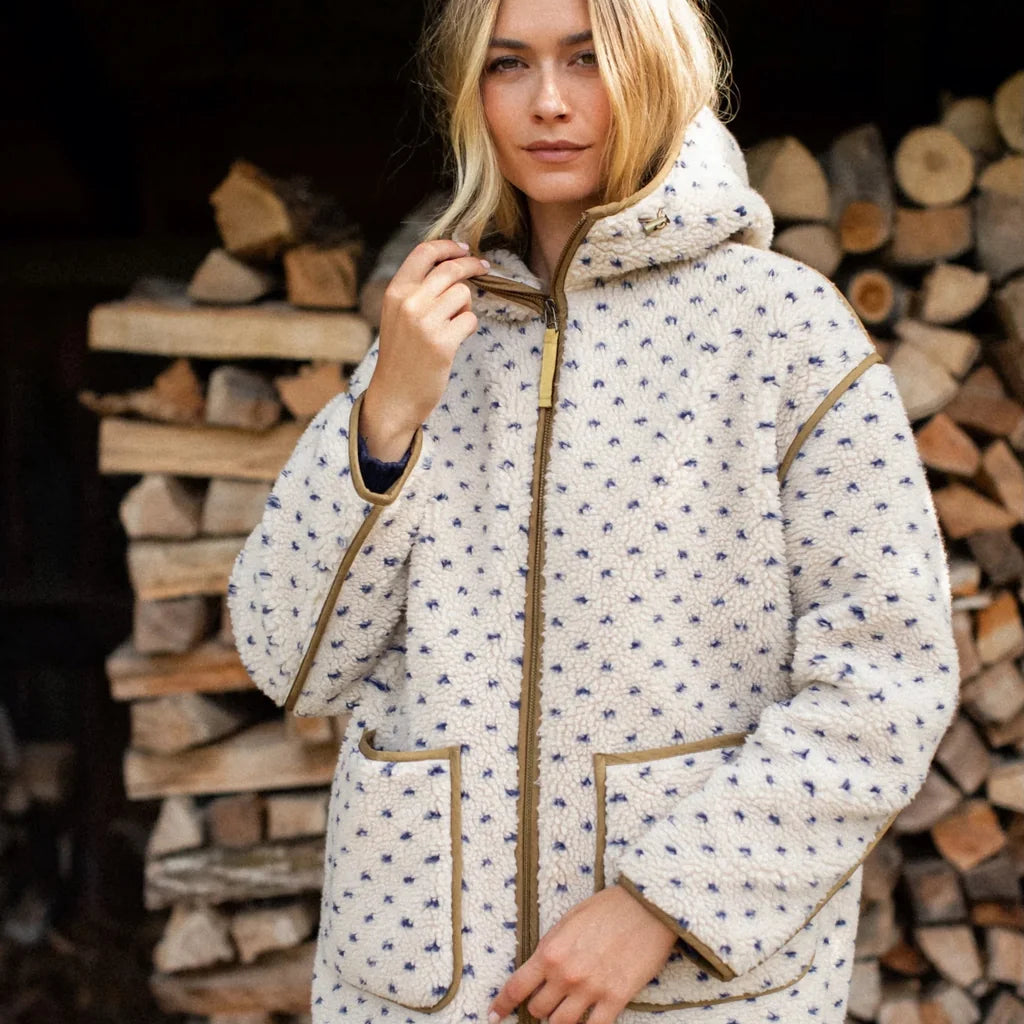 Hooded Sherpa Jacket In Ivory/Blue Birdseye