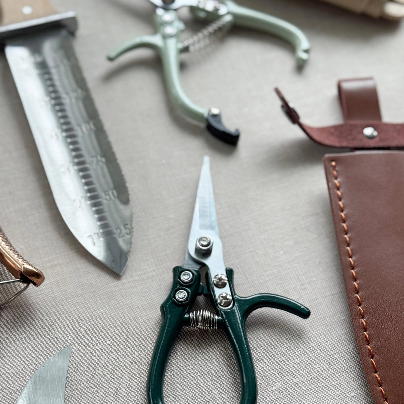 Mini Pointed Garden Shear
