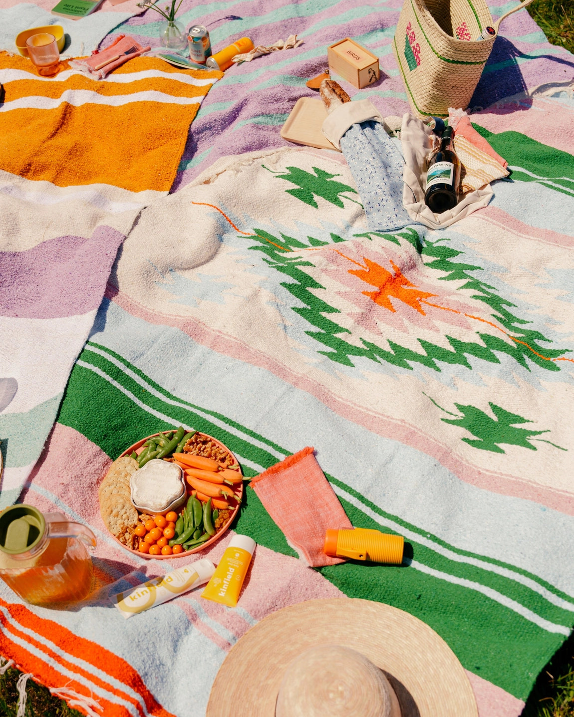 Tierra Vuelta Picnic Blanket Roll