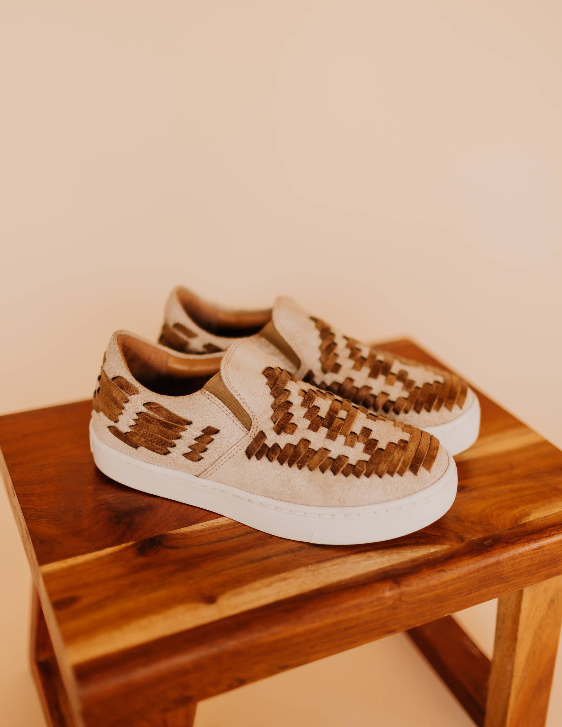 Dakota Western Tennis Shoe in Tan