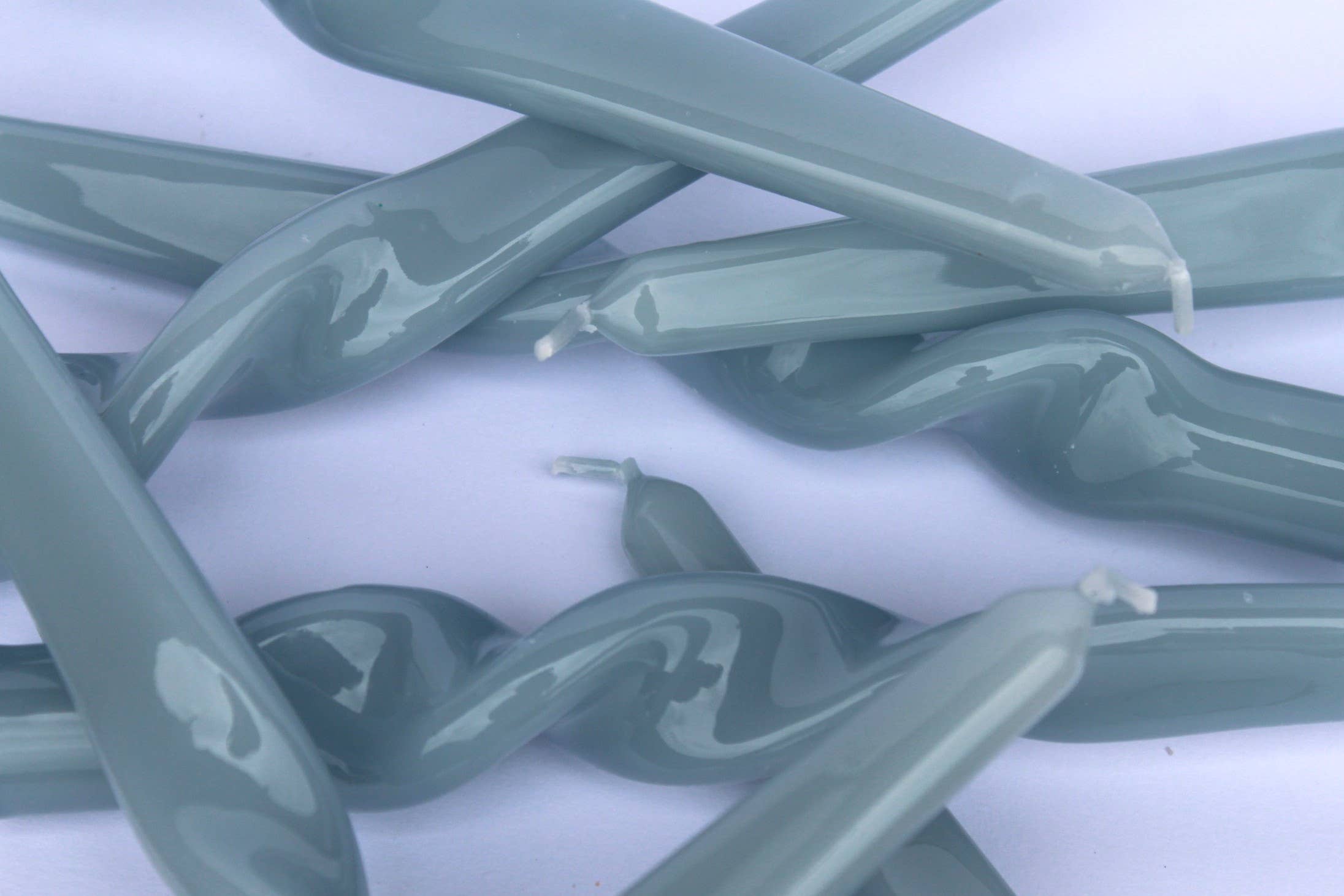 MÆGEN Twist Taper Candles - Cornflower Blue